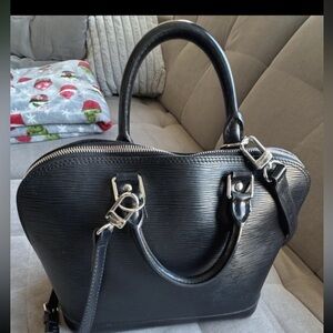 Louis Vuitton Alma PM Black Epi Leather